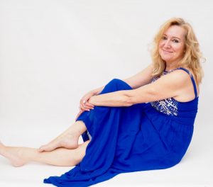 Local Singer records Christmas song to help the homeless