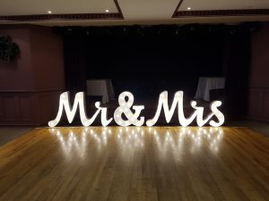 Crowns Celebrations – Party & Balloon Specialists