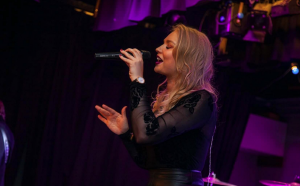 New Music – Zoe Warren