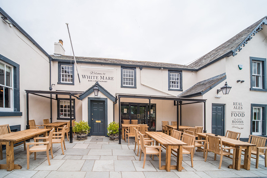 The White Mare - Local Landlady Takes the Reigns!